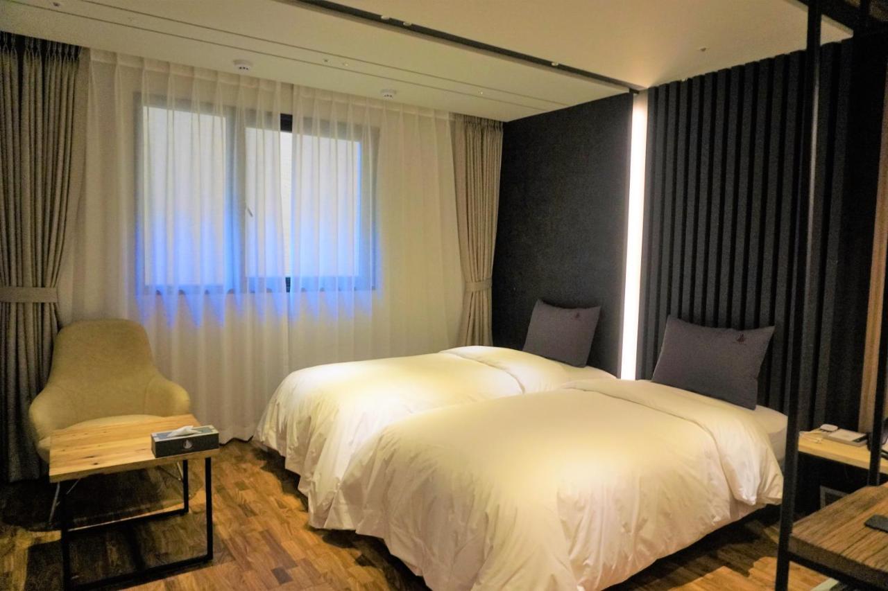 Yeoubi Hotel Changwon Exterior foto